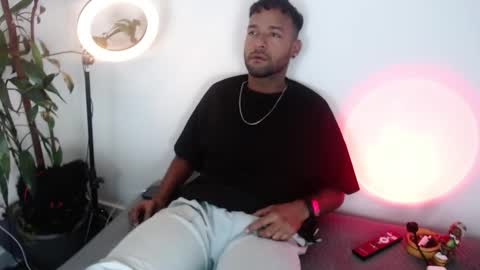 orlando_horny online show from 10-14-25, 12:44