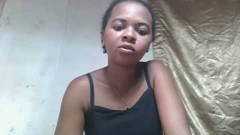 ornellahhh online show from 12-04-25, 06:38