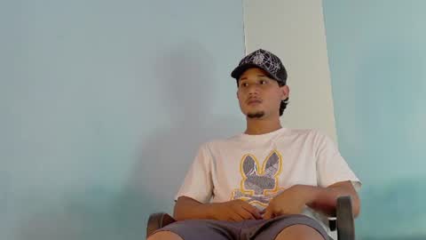 Snapshot of orson_lancaster chatting on 07-19-26, 07:06 orson online show from 07-19-26, 07:06
