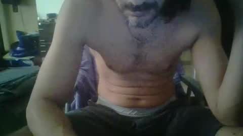 Snapshot of oshaka chatting on 11-02-25, 01:46 HappyGrower online show from 11-02-25, 01:46