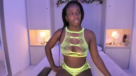 Snapshot of oshun_444 chatting on 06-13-26, 12:14 oshun_444 online show from 06-13-26, 12:14