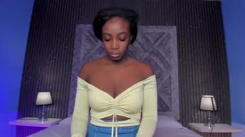 Snapshot of oshun_444 chatting on 07-28-26, 11:39 oshun_444 online show from 07-28-26, 11:39