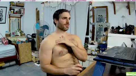 Snapshot of osito_blanco chatting on 03-12-26, 11:00 Osito Blanco online show from 03-12-26, 11:00