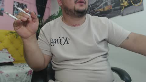 Snapshot of oso_gael chatting on 12-23-24, 05:43 Bear Gael online show from 12-23-24, 05:43