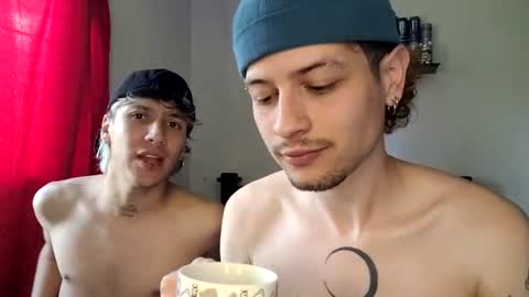 Snapshot of oso_go chatting on 07-24-26, 05:44 oso_go online show from 07-24-26, 05:44
