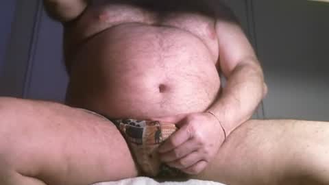 Snapshot of osolicencioso chatting on 06-17-26, 03:20 Oso Licencioso online show from 06-17-26, 03:20