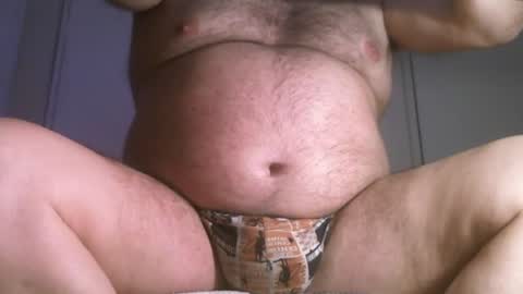 Snapshot of osolicencioso chatting on 06-27-26, 04:28 Oso Licencioso online show from 06-27-26, 04:28