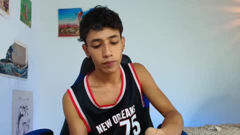 ostin 18hot online show from 11-28-25, 01:52