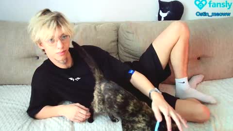 Ostin online show from 02-25-25, 08:14