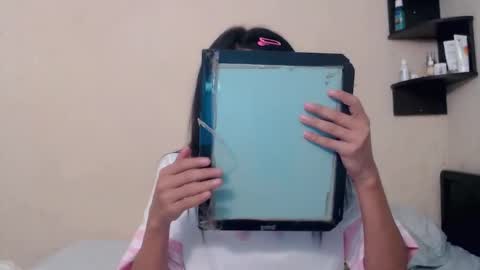 RACHEL CHOW online show from 11-08-25, 07:08