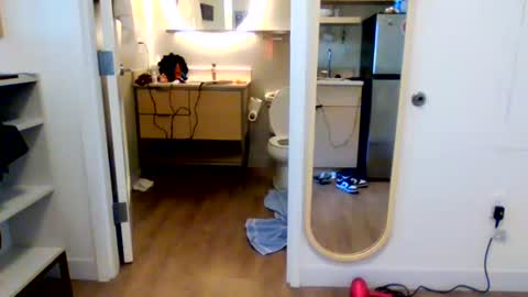 Snapshot of otherwonn11 chatting on 06-01-26, 05:03 Chulo CLos online show from 06-01-26, 05:03