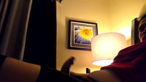 otmon3y32 online show from 11-21-25, 08:57