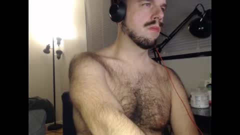 Snapshot of otterpussy chatting on 12-16-24, 03:19 OtterPussy online show from 12-16-24, 03:19