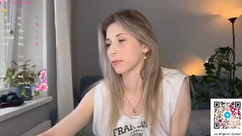 Anne online show from 06-19-26, 05:06