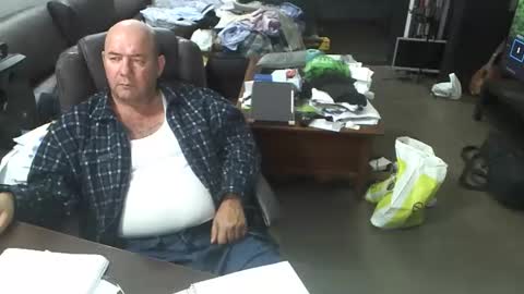 Snapshot of otto_1967 chatting on 04-05-26, 12:08 tato online show from 04-05-26, 12:08