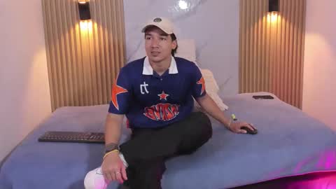 Otto Andrew online show from 03-19-26, 07:29