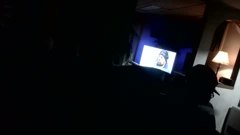 Snapshot of ouiostie chatting on 01-06-25, 09:08 Vraiment la online show from 01-06-25, 09:08