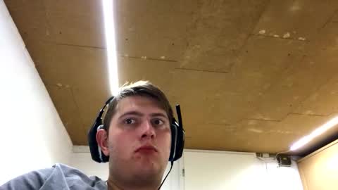 outflayd online show from 11-23-25, 11:04