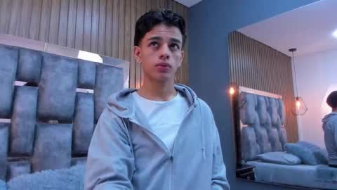 Owen Johnson online show from 12-18-25, 11:38