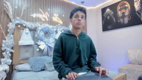 Owen Johnson online show from 12-22-25, 12:35