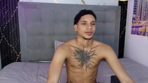 owen blaze online show from 06-26-26, 03:44