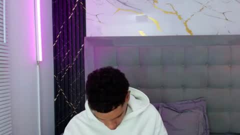 owen blaze online show from 07-06-26, 03:25