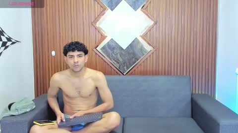 owen_mccarthy online show from 12-29-24, 08:04