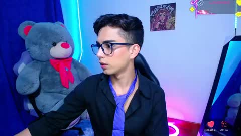 Snapshot of owenblue__ chatting on 06-04-26, 12:22 Owen Independent model online show from 06-04-26, 12:22