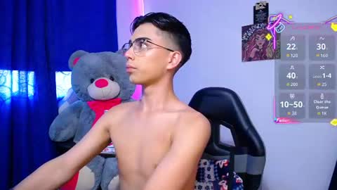 Snapshot of owenblue__ chatting on 06-26-26, 09:30 Owen Independent model online show from 06-26-26, 09:30