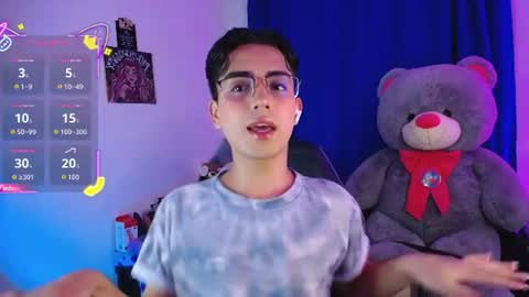 Snapshot of owenblue__ chatting on 07-24-26, 07:17 Owen Independent model online show from 07-24-26, 07:17