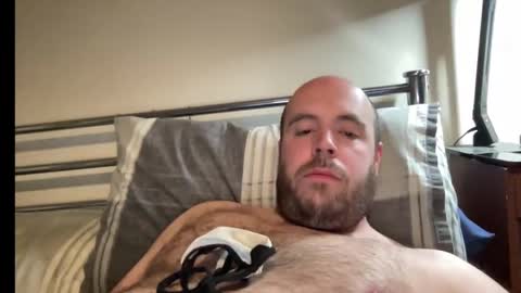 Owen2022 online show from 03-10-25, 07:21