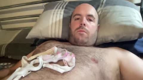 Owen2022 online show from 09-20-25, 06:36