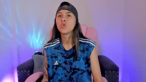 Snapshot of owenfoxx1 chatting on 03-26-26, 03:17 Owen foxx online show from 03-26-26, 03:17