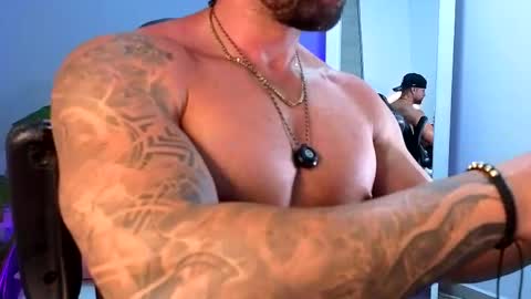Maximus Owen online show from 05-08-26, 06:35