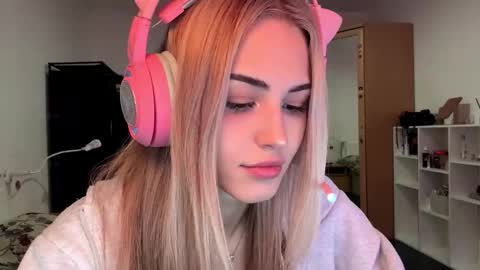 Eva online show from 02-13-26, 12:56