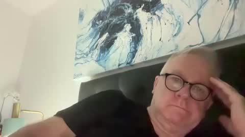 Snapshot of ozhairybearxxxx chatting on 12-21-24, 12:49 ozhairybearxxxx online show from 12-21-24, 12:49