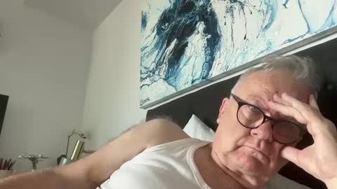 Snapshot of ozhairybearxxxx chatting on 12-27-24, 10:26 ozhairybearxxxx online show from 12-27-24, 10:26