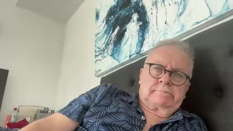 Snapshot of ozhairybearxxxx chatting on 02-18-26, 02:40 ozhairybearxxxx online show from 02-18-26, 02:40