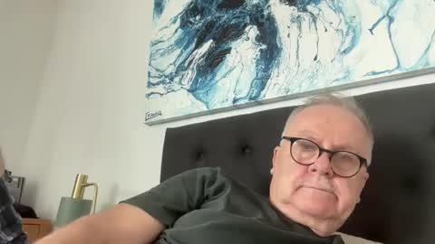 Snapshot of ozhairybearxxxx chatting on 02-19-26, 12:50 ozhairybearxxxx online show from 02-19-26, 12:50