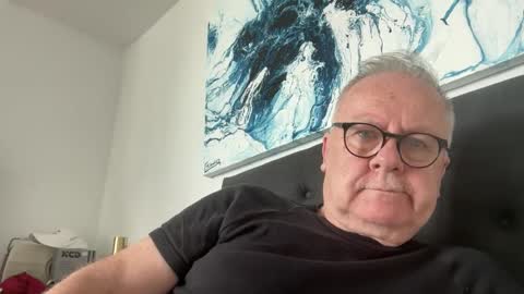Snapshot of ozhairybearxxxx chatting on 03-23-26, 12:58 ozhairybearxxxx online show from 03-23-26, 12:58