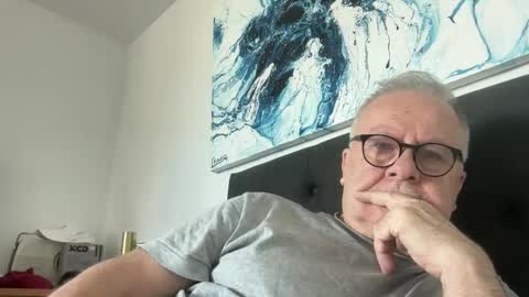 Snapshot of ozhairybearxxxx chatting on 03-26-26, 12:17 ozhairybearxxxx online show from 03-26-26, 12:17