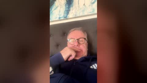 Snapshot of ozhairybearxxxx chatting on 05-07-26, 06:52 ozhairybearxxxx online show from 05-07-26, 06:52