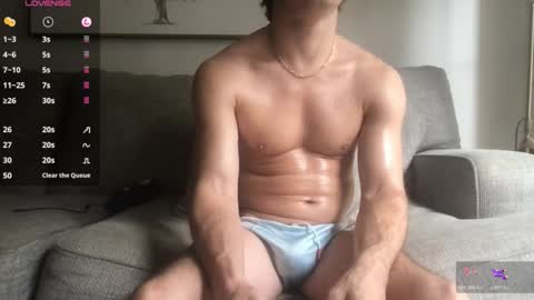 Snapshot of ozsurferboy773375 chatting on 02-28-26, 01:17 Hrny aussie surfer online show from 02-28-26, 01:17