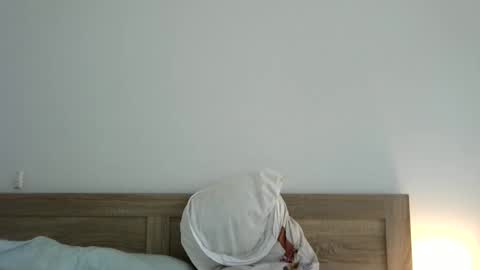 Brian online show from 11-08-25, 04:12