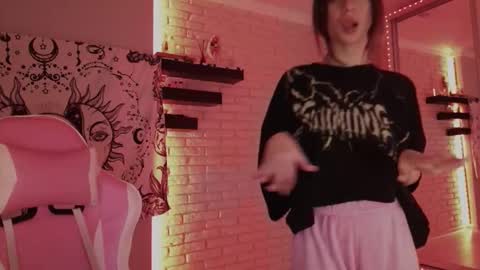 Alice online show from 12-18-24, 11:08