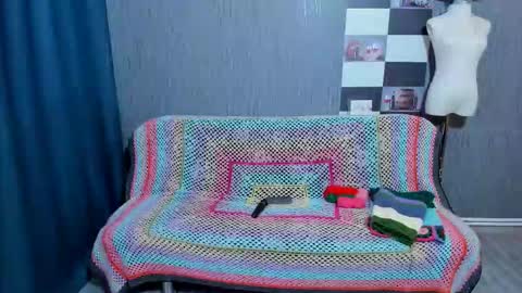 Ella online show from 03-07-26, 06:54