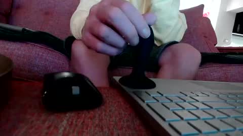 Snapshot of pablo19692017 chatting on 08-09-26, 11:42 pablo19692017 online show from 08-09-26, 11:42