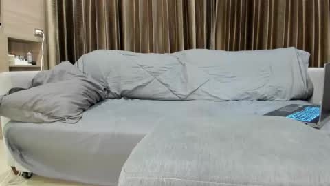 Snapshot of pablo_feet chatting on 09-29-25, 03:55 Paolo 187 84 online show from 09-29-25, 03:55