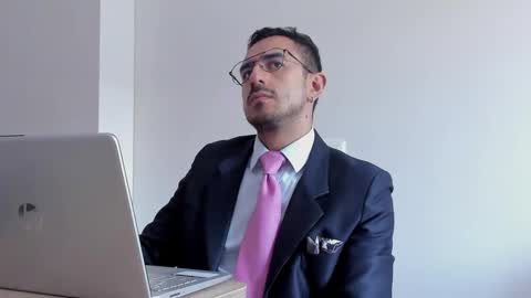 Snapshot of pablo_rincon95 chatting on 02-07-25, 04:35 pablo rincon95 online show from 02-07-25, 04:35