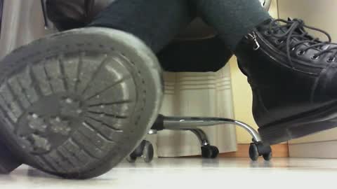 Snapshot of pablomenesssl chatting on 01-25-25, 06:24 Pablo Meness online show from 01-25-25, 06:24